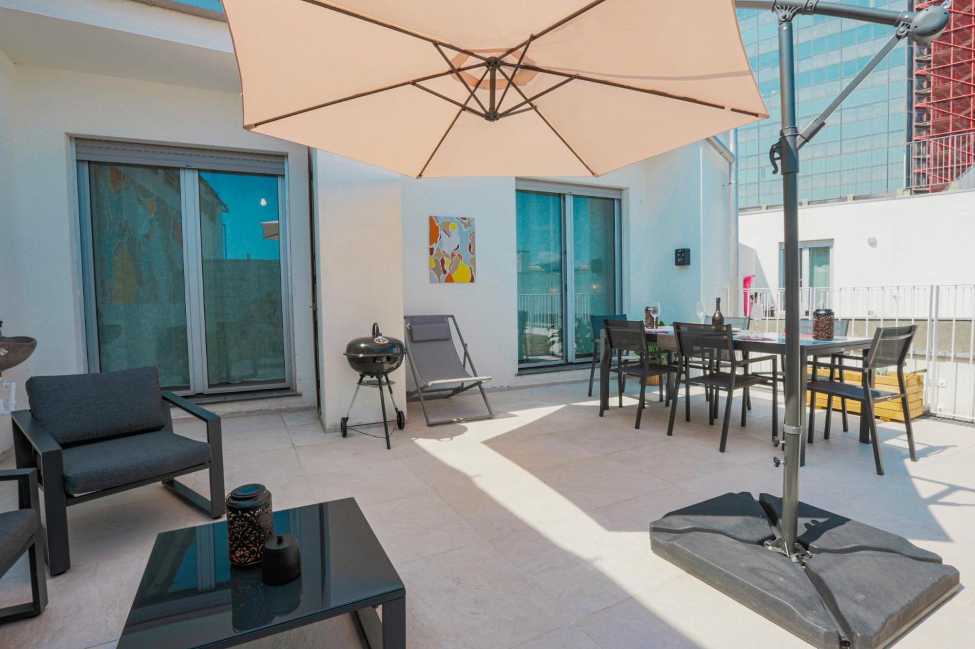 Attico Luxury Con Parcheggio E Terrazza Vista Mozzafiato Appartement Genua